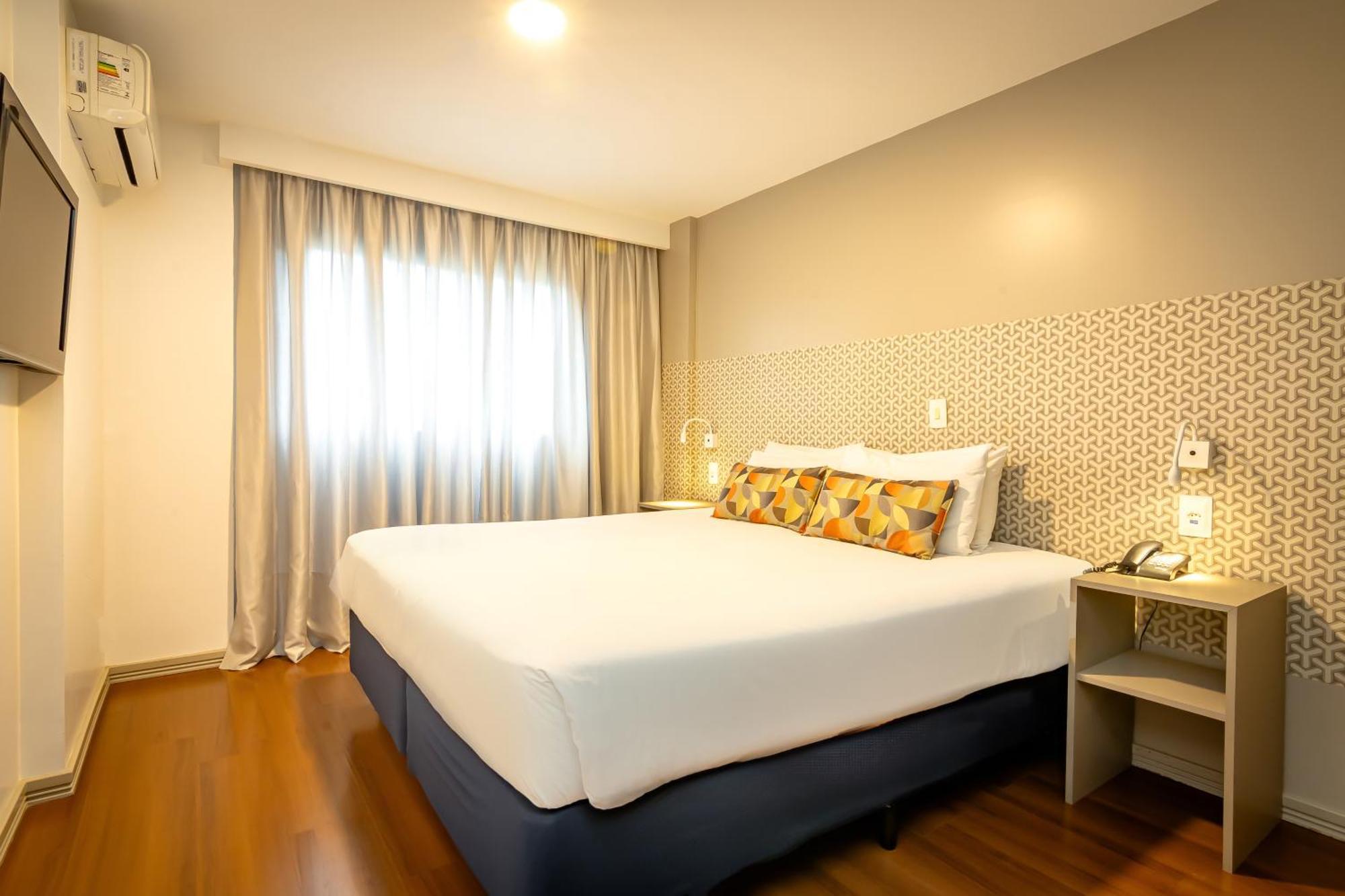 酒店 Mercure 7 De Setembro Curitiba